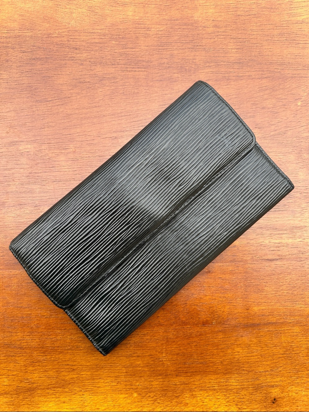 Louis Vuitton Epi long wallet w/ pen holder